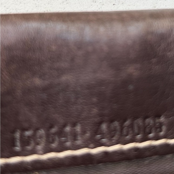 Preowned authentic Gucci wallet - Picture 7 of 7